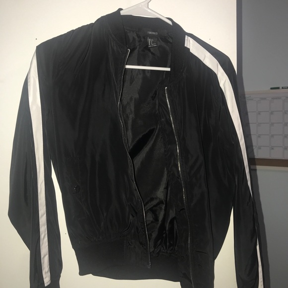 Forever 21 Jackets & Blazers - forever21 black and white bomber jacket